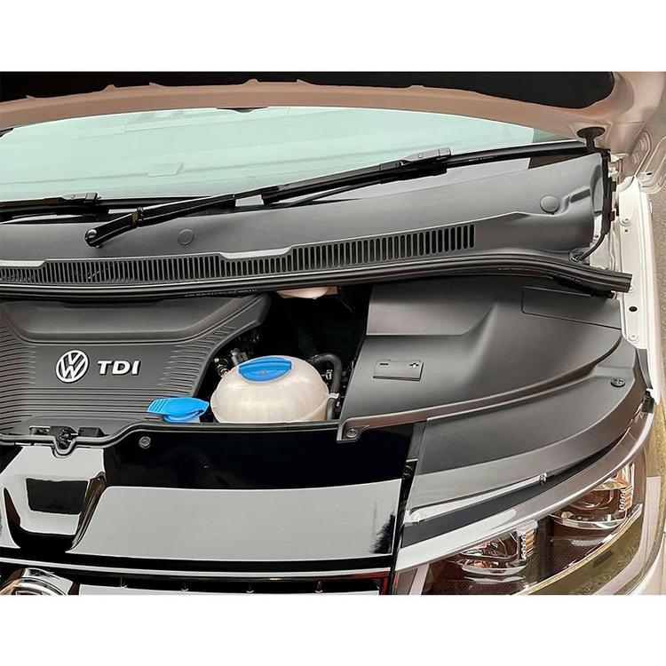 Akun ja ajovalojen suojus VW Transporter T5.1