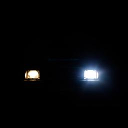 Lamput LED H8 H9 H11 puolivalo & pitkät valot