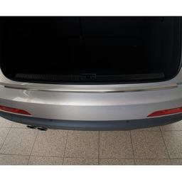 Takapuskurin suojapelti harjattu teräs Audi Q3